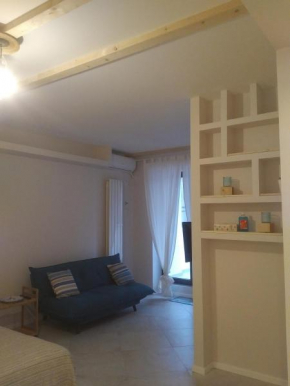 Marina Central Sunshine Studio